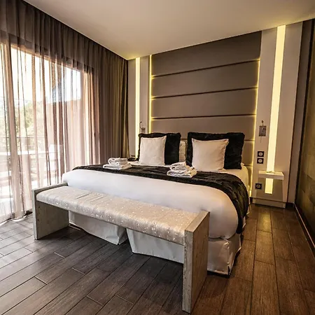 Hotel Le Parc - La Table De Franck Putelat 5*