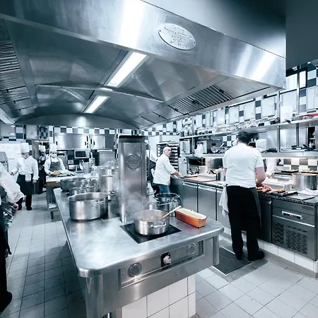 Le Parc - La Table De Franck Putelat Отель
